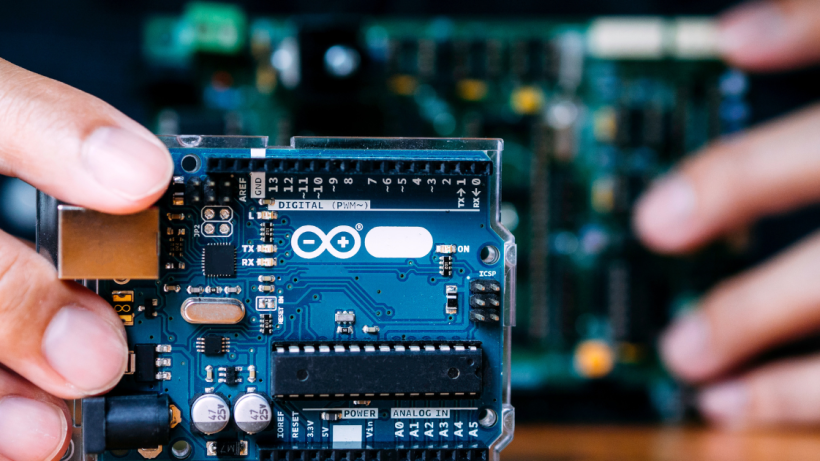 Connecting the Dots: How Electronic Components Work Together in Devices