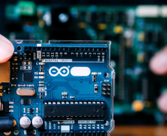 Connecting the Dots: How Electronic Components Work Together in Devices